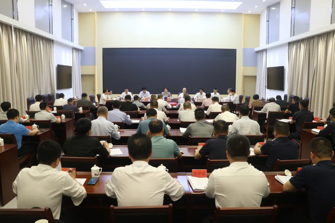 閩清縣委常委會召開擴大會議開展述責述廉評議