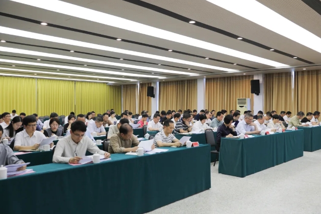 閩清縣委一季度工作會(huì)議召開