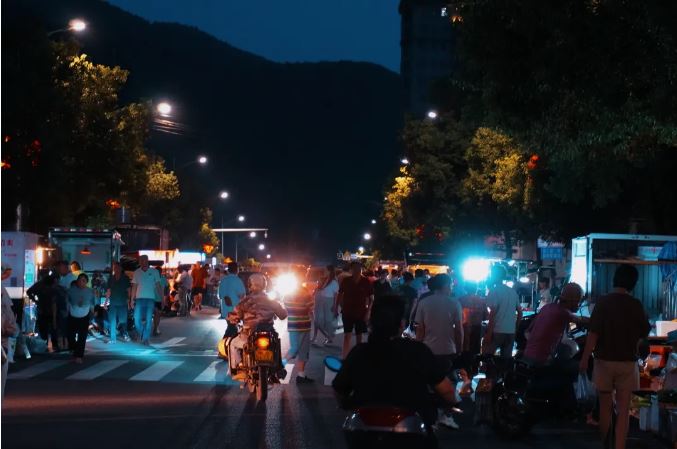 聽(tīng)·見(jiàn)閩清 | 百榮夜市：煙火人間的生動(dòng)畫(huà)卷
