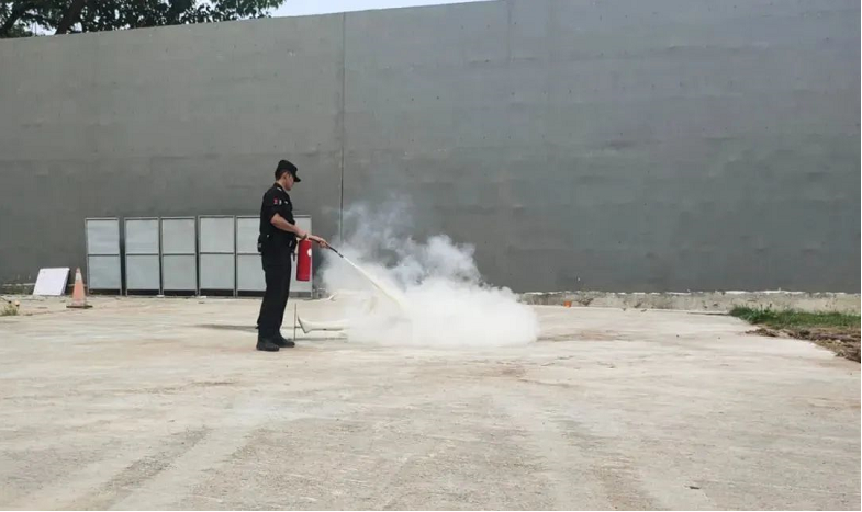 訓(xùn)為戰(zhàn)，戰(zhàn)必勝！縣公安局組織開展實(shí)戰(zhàn)訓(xùn)練