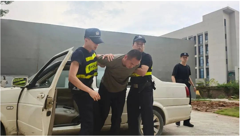 訓(xùn)為戰(zhàn)，戰(zhàn)必勝！縣公安局組織開展實(shí)戰(zhàn)訓(xùn)練